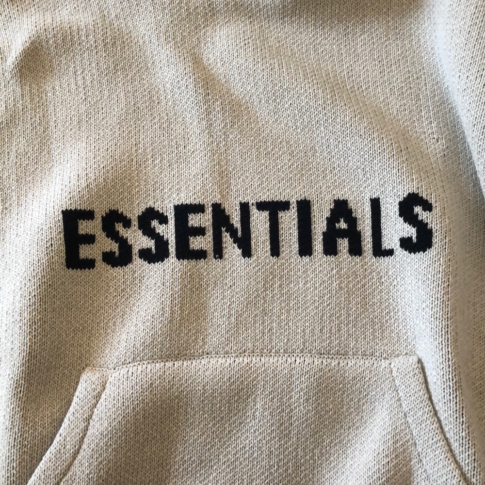 ESSENTIALS FEAR OF GOD Grey Knit Logo Hoodie